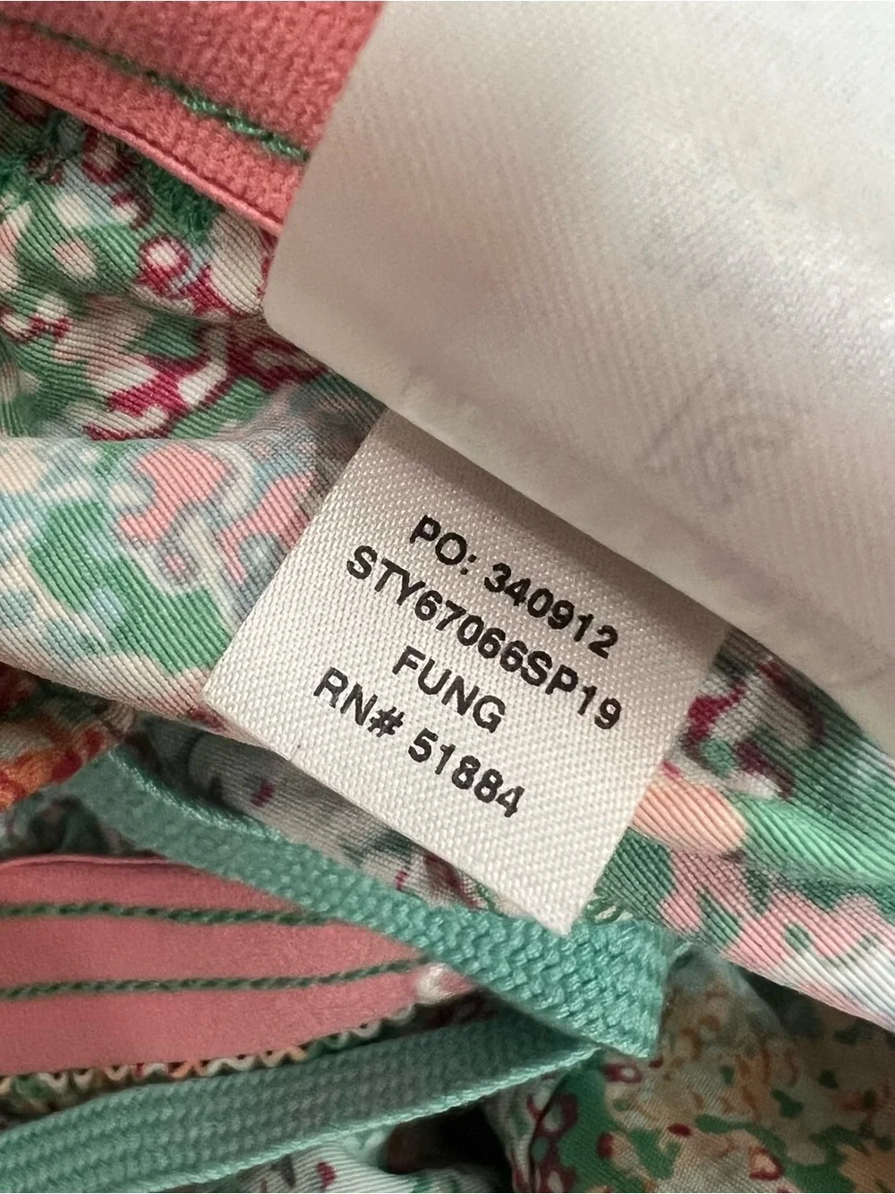 Patagonia Baggies Shorts Girls Size XXL